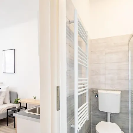 Stylish At Very Location With Aircon *