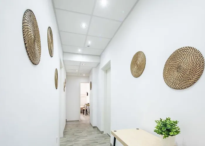 Apartament Stylish At Very Location With Aircon Budapesta