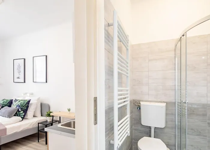 Stylish At Very Location With Aircon *